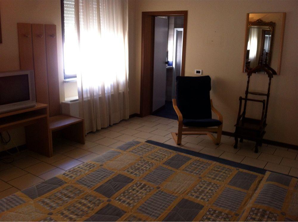 Hotel Cristallo Barga Fornaci di Barga Esterno foto